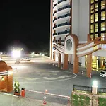 Azura & Apartamento *